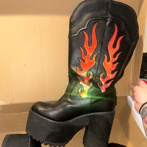 YRU Shoes Size 8 Holo 🔥 Flame 🔥 Platform Boots